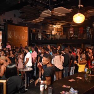 Kingston Nightlife Roundtrip – Private Transfer (1–6 Persons)