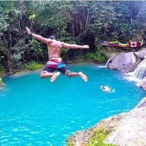 Blue Hole Private Tour – Round Trip Transfer